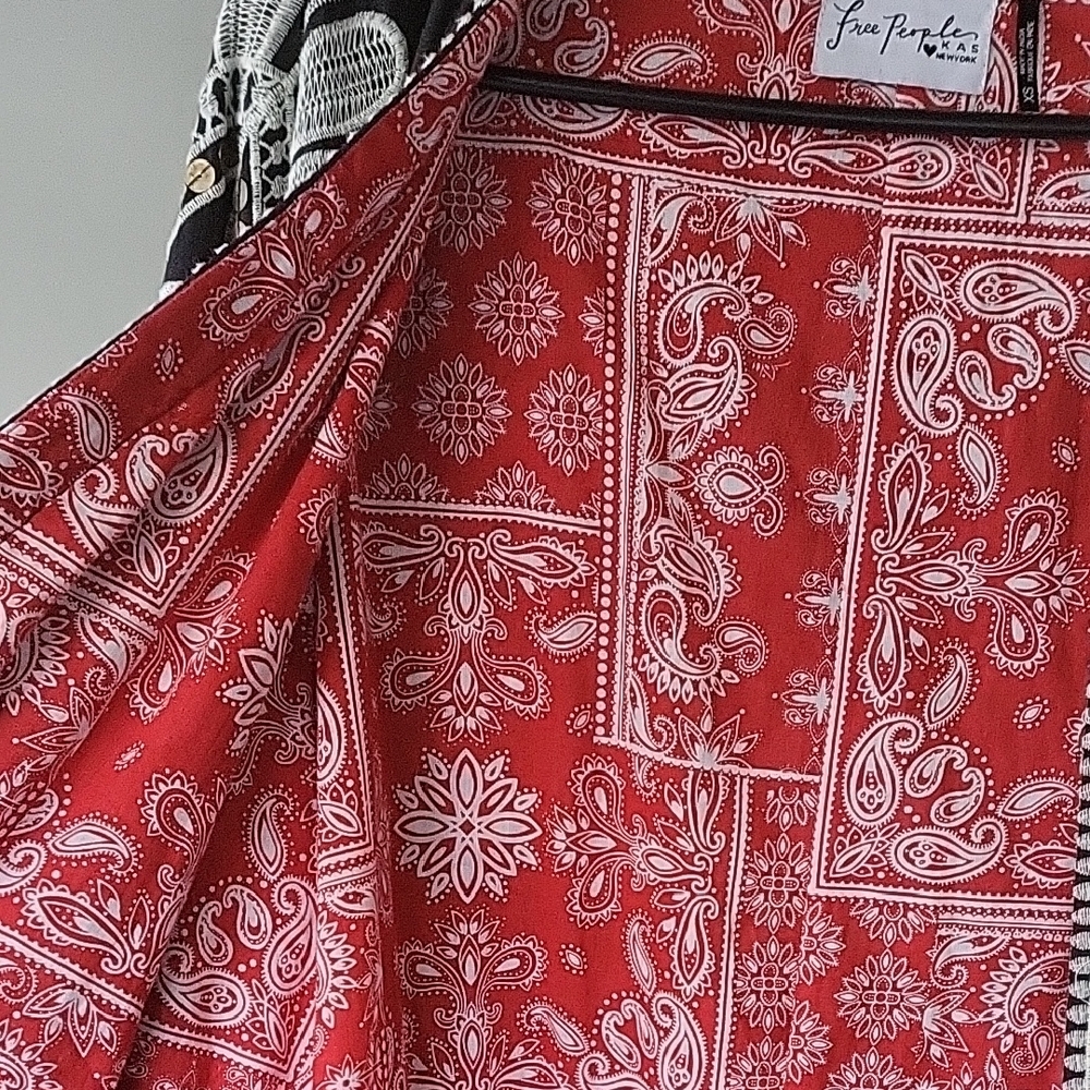 Free People Black and White Bohemian Kimono - Picture 7 of 12